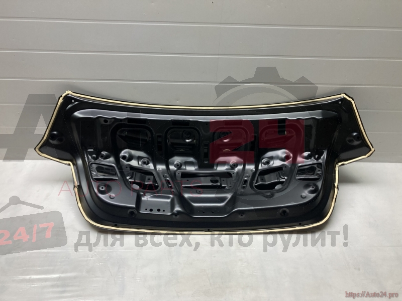 КРЫШКА БАГАЖНИКА под эмблему нового образца KIA K5 2020-